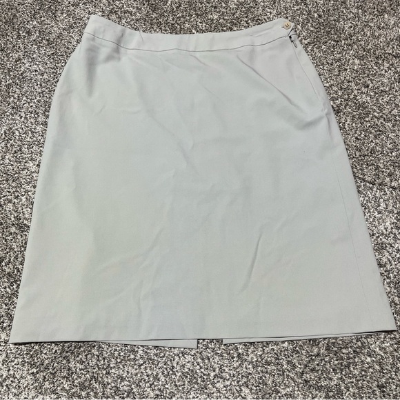 Giorgio Armani Business Casual Skirt W/ Back Slit, Size 46 Grey / Beige - Picture 1 of 10